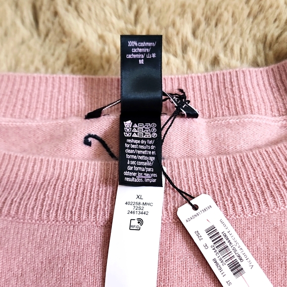 Victoria's Secret Cashmere cozy sweater - Picture 5 of 6